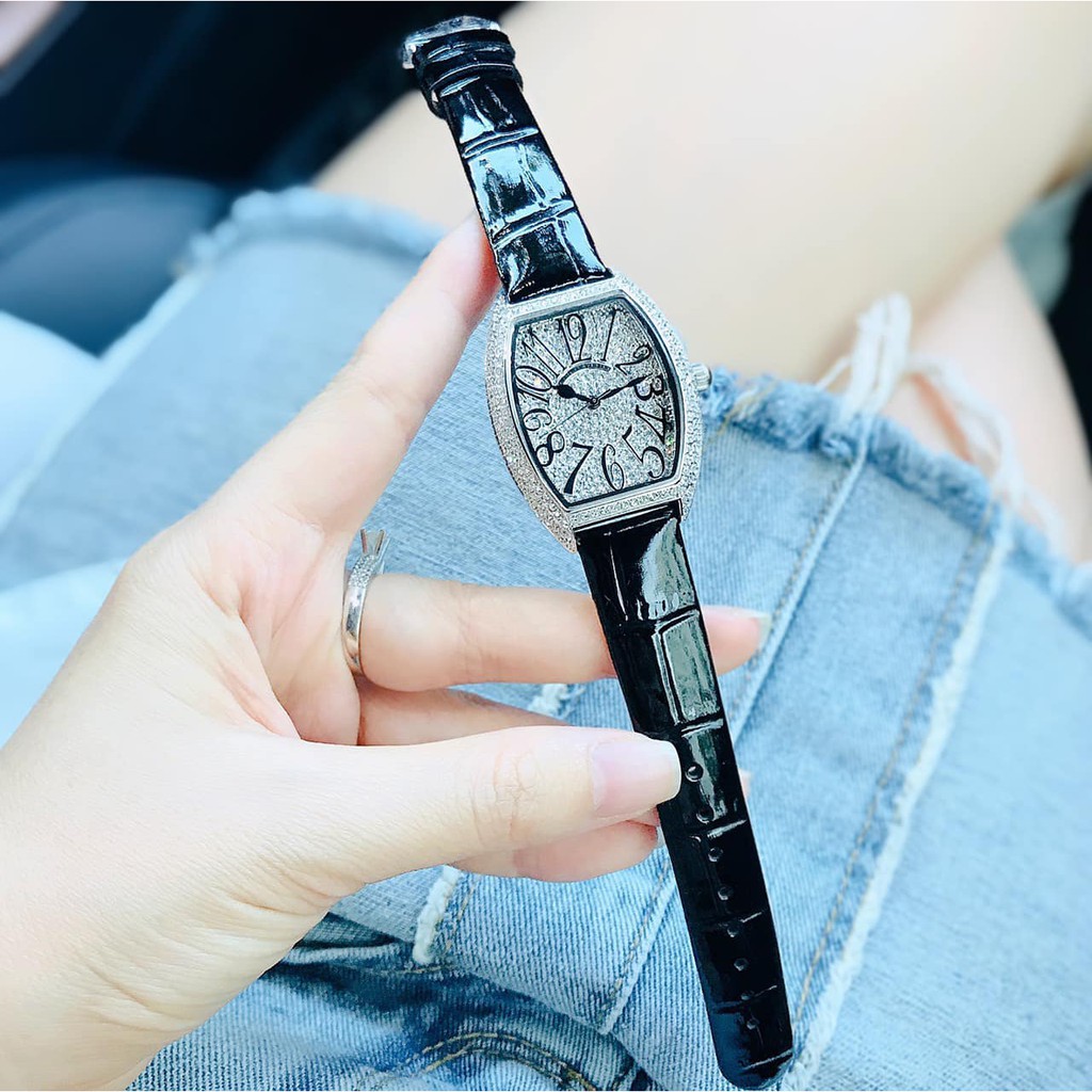 Đồng hồ nữ chính hãng Christian Van Sant - máy quartz pin - Kính khoáng - Dây da
