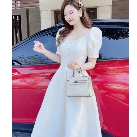 Váy nữ dự tiệc tay ngắn dáng xoè , cổ vuông hàng nút ,cho nàng dự tiệc siêu xinh