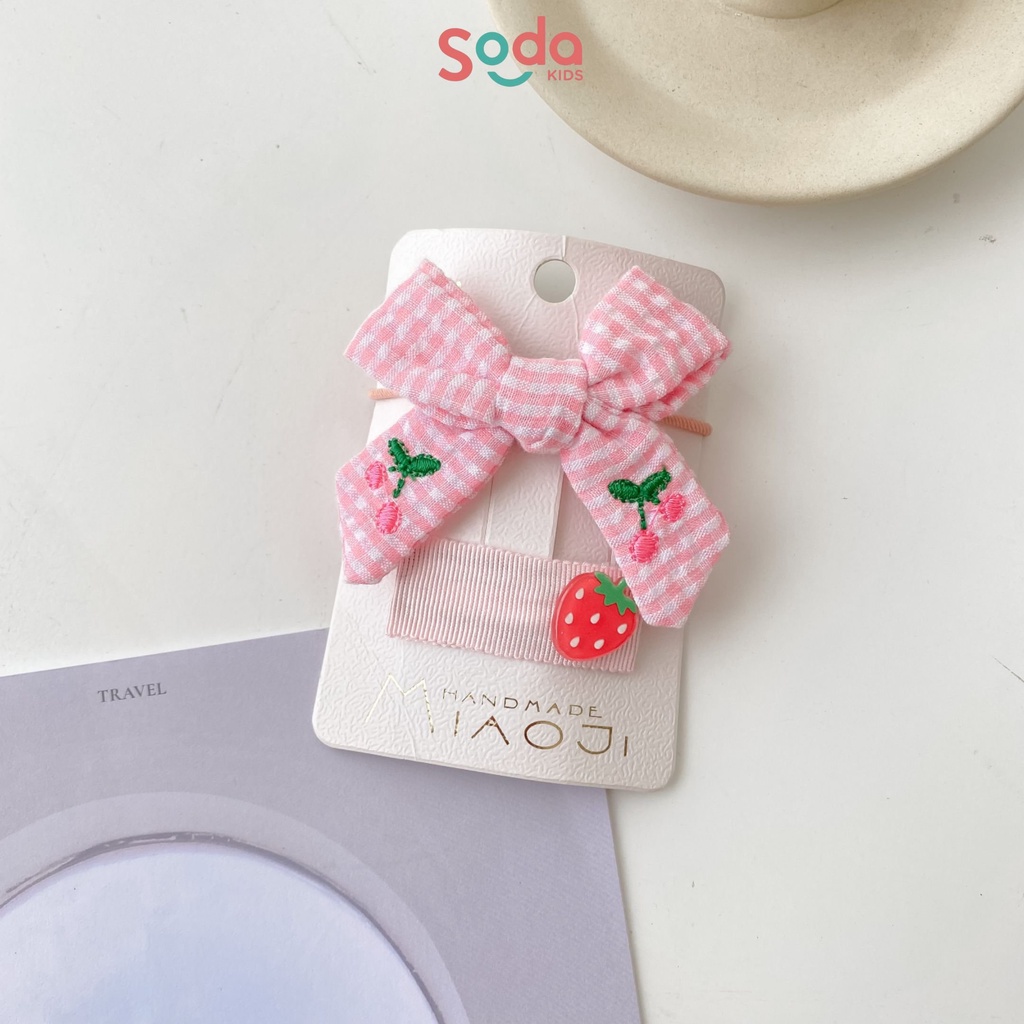 Kẹp tóc cho bé gái SODA KIDS kèm dây chun buộc tóc họa tiết caro và hoa quả dễ thương