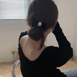 Cột tóc nơ đen đính ngọc sang chảnh cho nữ