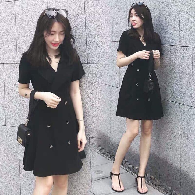 Váy cổ V cho chị em