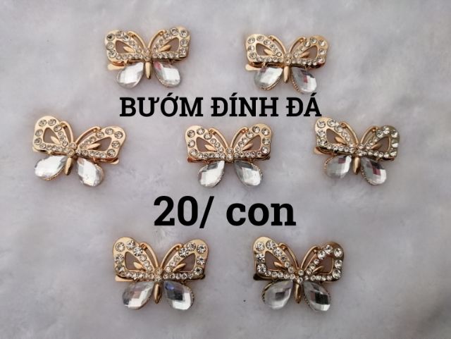 MÁC BƯỚM TRANG TRÍ