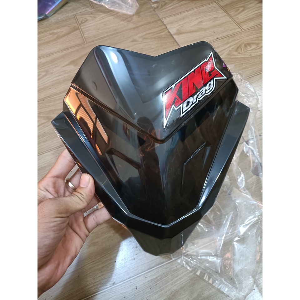 Mão Winner V3 đen trong