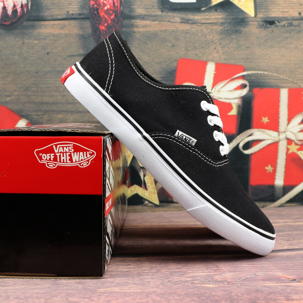 Giày van classic thời trang Nữ Màu đen trắng.