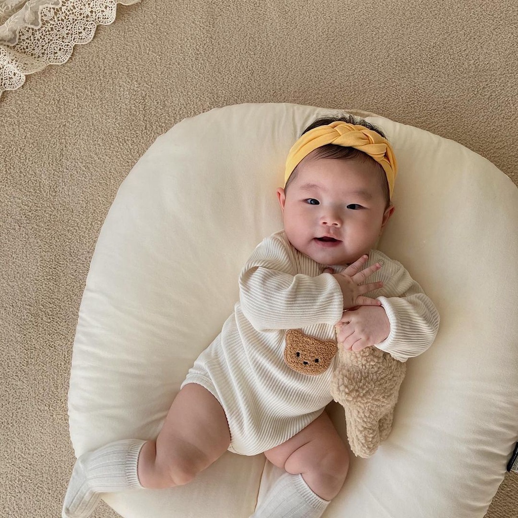 Áo Liền Quần Cotton Hình Gấu Dễ Thương Cho Bé