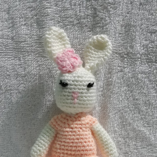 Thỏ Đan len HandMade nhà làm