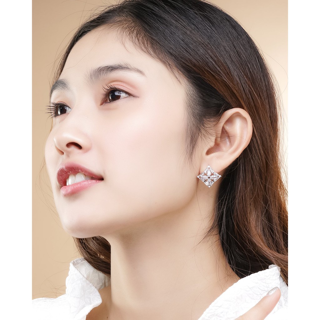 Bông tai nữ UHA mạ vàng trắng , đính kim cương nhân tạo B1137138-95