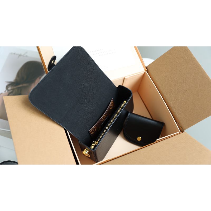 Túi xách nam&nữLV offocier sz20cm kèm quai da bản to và 1 ví mini da thật fullbox nam châm