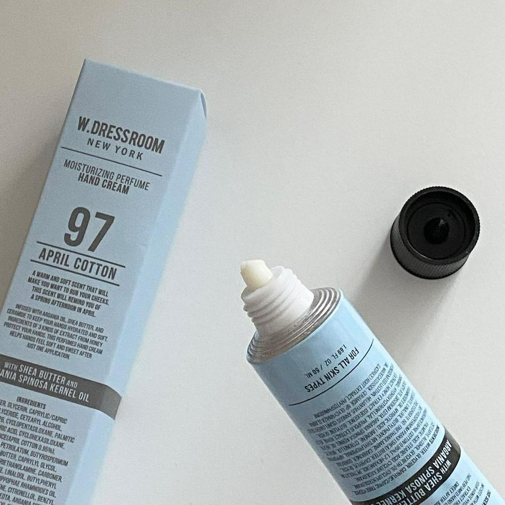 Kem dưỡng tay W.Dressroom hương nước hoa 50ml order chsinh hãng Hàn Quốc