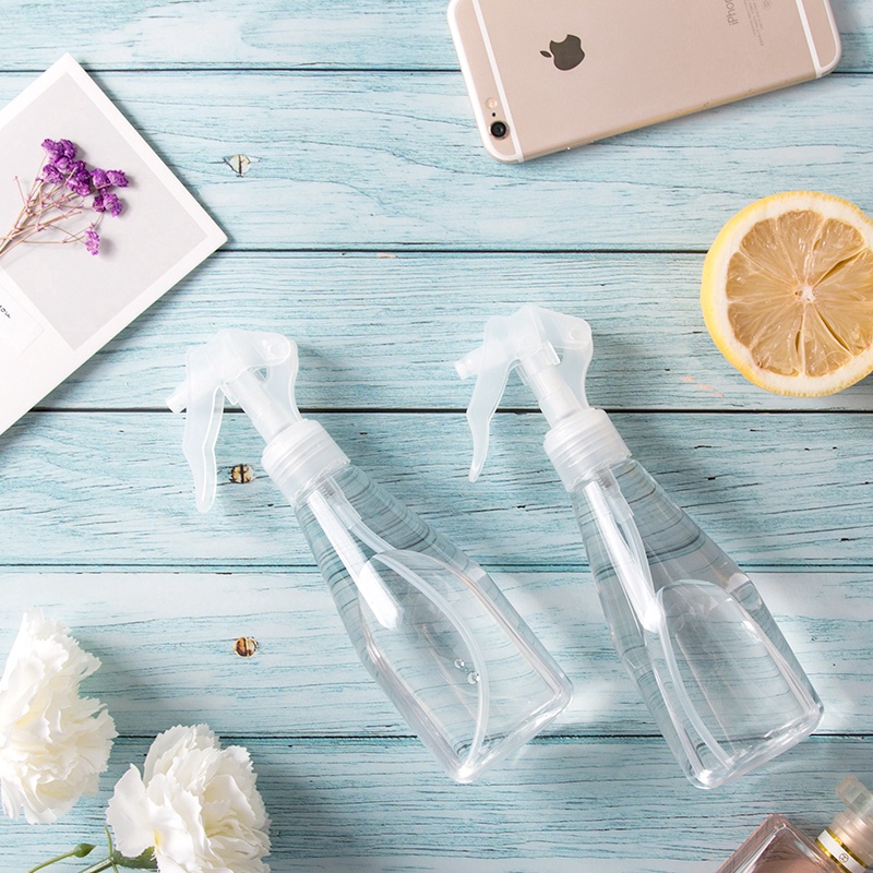 Bình Xịt Nước Tưới Cây Bằng Nhựa Đa Năng 3 Kích Cỡ