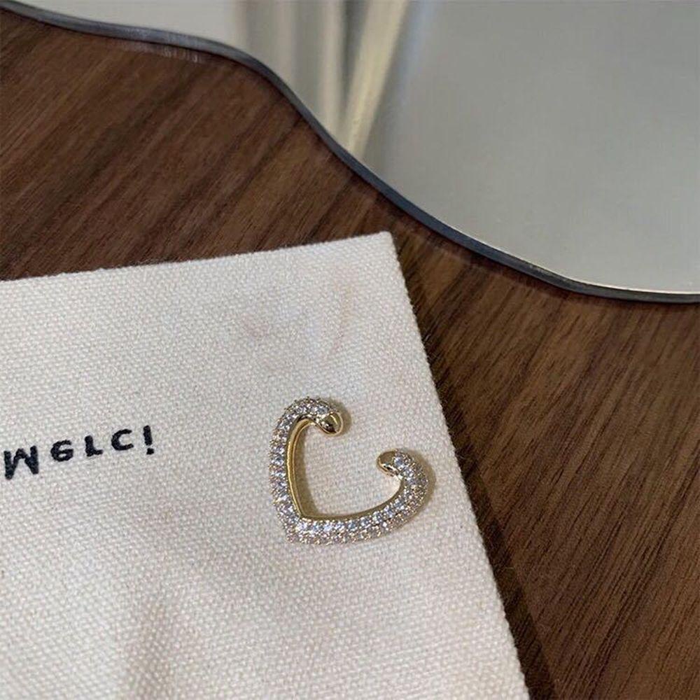 Bông Tai Hình Trái Tim Đơn Giản Sáng Bóng Thời Trang Cho Nữ