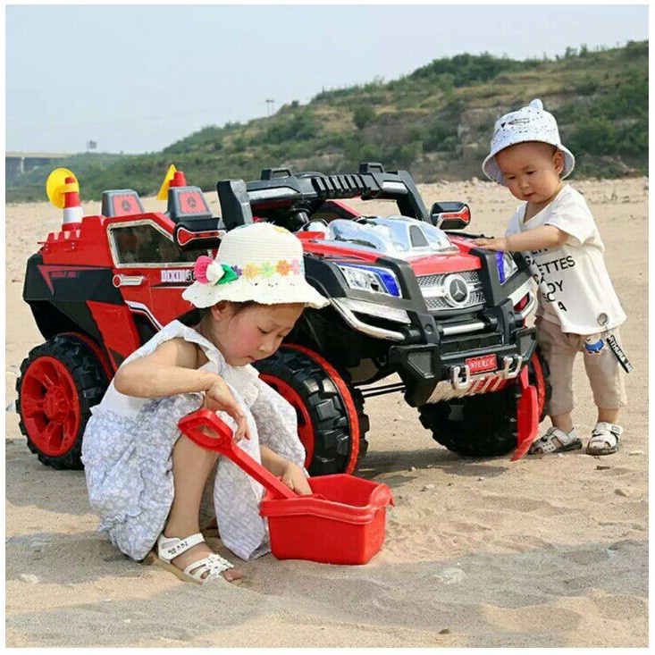 Xe ô tô điện trẻ em nel 803, mẫu ô tô điện 2 chỗ ngồi, MERCEDES NEL 803 kèm bộ đồ chơi xúc cát