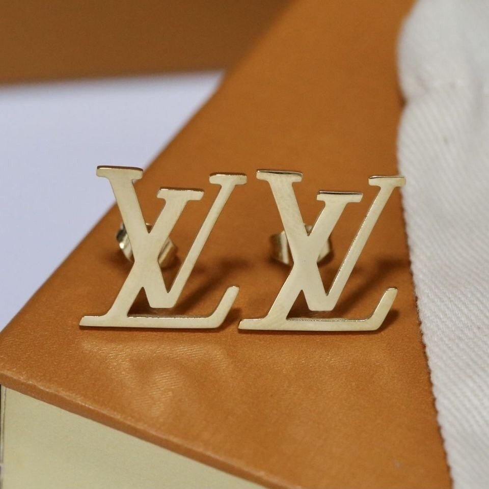 LOUIS VUITTON Khuyên Tai Tròn Bằng Thép Titan In Logo LV Thời Trang