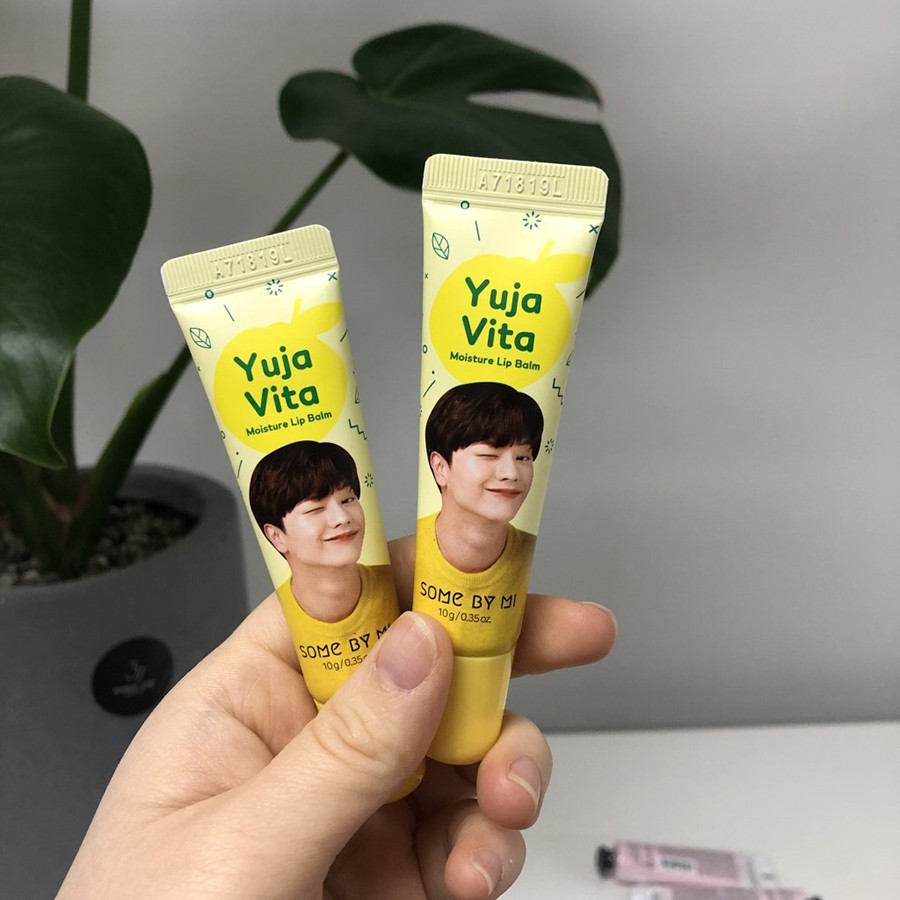 Son dưỡng cấp ẩm some by mi yuja vita moisture lip balm 10g - Lamicare | BigBuy360 - bigbuy360.vn