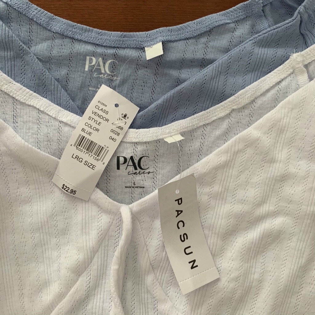 Áo croptop trễ vai