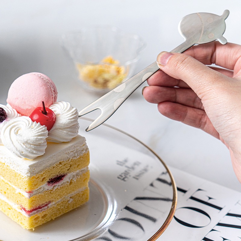 1 nĩa ăn trái cây hình hươu cao cổ hoạt hình