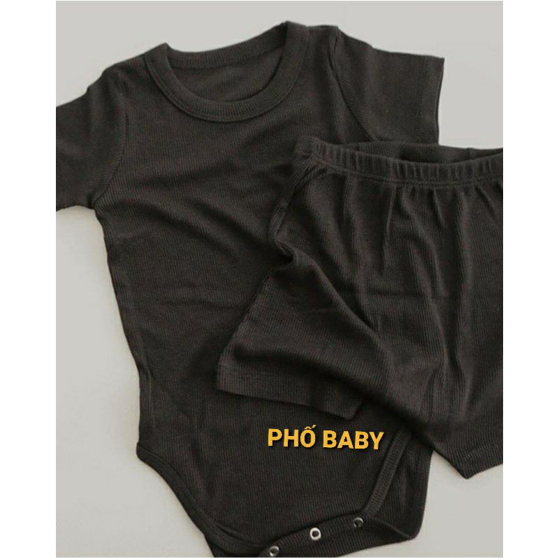 Bộ bé trai, bé gái đáng yêu