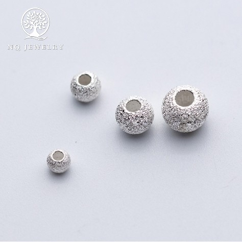 Charm bi bạc họa tiết xỏ ngang - NQ Jewelry