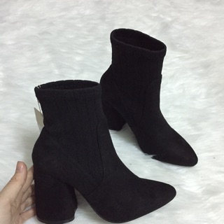 Giày stradivarius auth