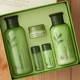 Bộ dưỡng da trà xanh green tea innisfree