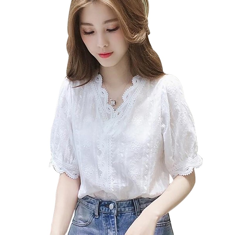 Áo Blouse nữ dáng suông cổ chữ V phối ren