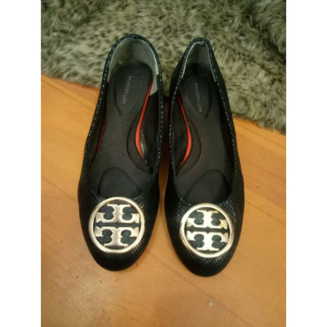 Giày hiệu MINIMUM