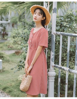 VÁY ĐẦM KẺ CARO CÚC NGỰC CHUN EO