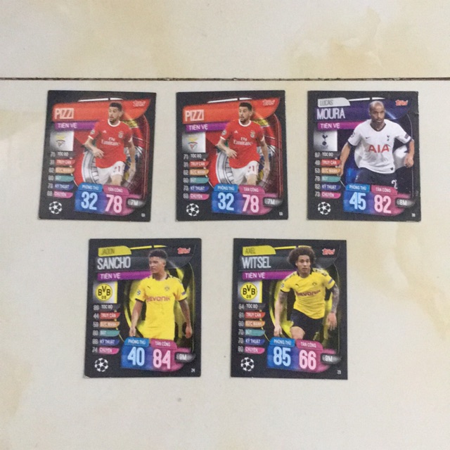 Thẻ Match Attax 19/20 Poca (Midfielders)