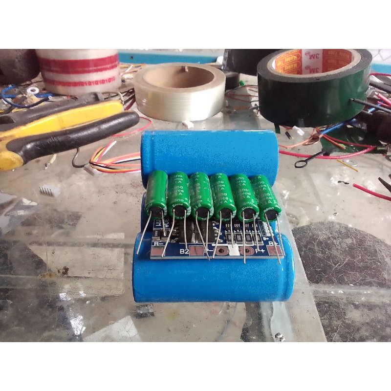 COMBO CHẾ ẮC QUY PIN LITHIUM 12.8V-6.3AH +SIÊU TỤ ĐIỆN