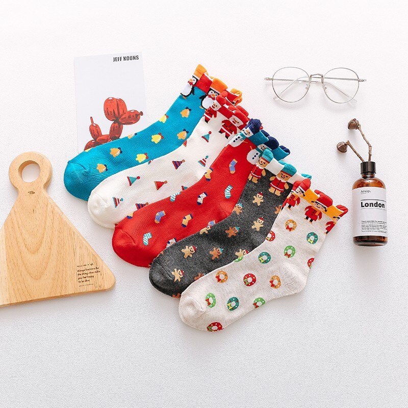 Colorful 3D Cartoon Girls Christmas Socks Funny Santa Claus Crew Socks for Xmas Party Holiday Women Cotton Happy Christmas socks
