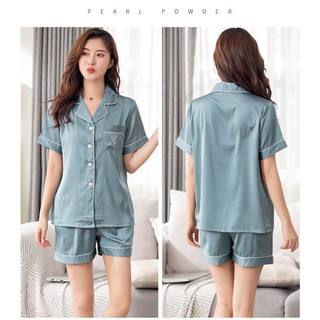 Bộ ngủ pijama lụa thêu trái tim cao cấp hàn quốc