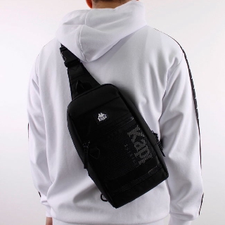 Túi đeo chéo Kap Sling Bag Black