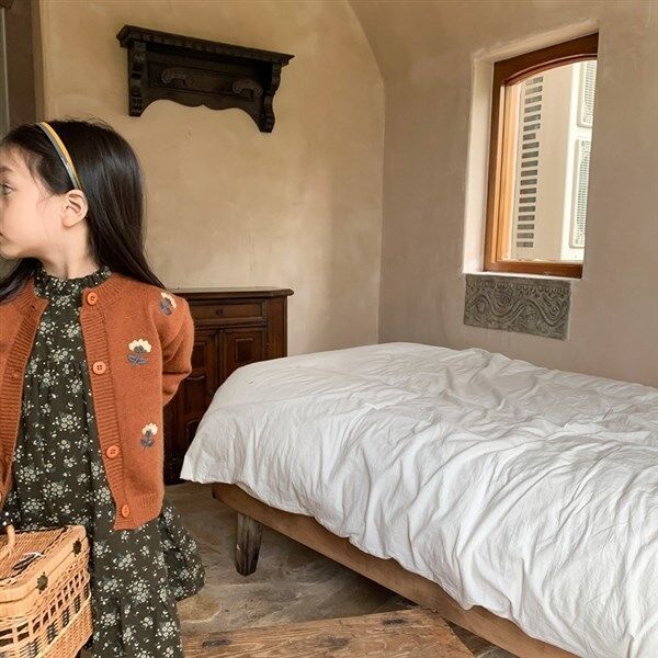 Đầm Công Chúa Phối Ren Hoa Phong Cách Hàn Quốc Thời Trang Xuân Thu 2022 Mới Cho Bé Gái