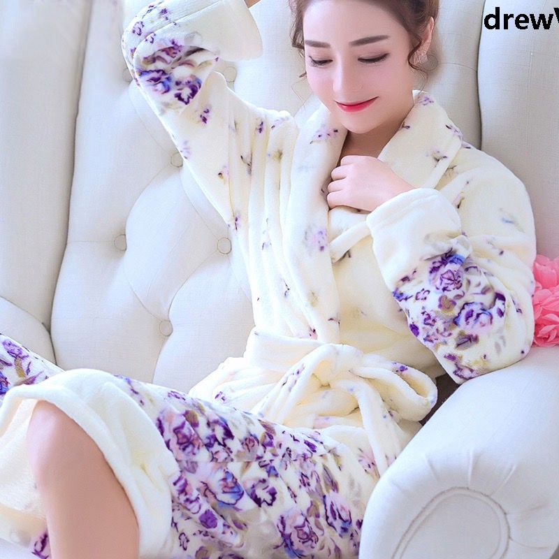 Áo Choàng Tắm Lông Cừu Dày Dặn Giữ Ấm Mùa Đông Cho Nữ | BigBuy360 - bigbuy360.vn