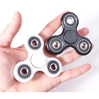 Con Quay Fidget Spinner Nhựa