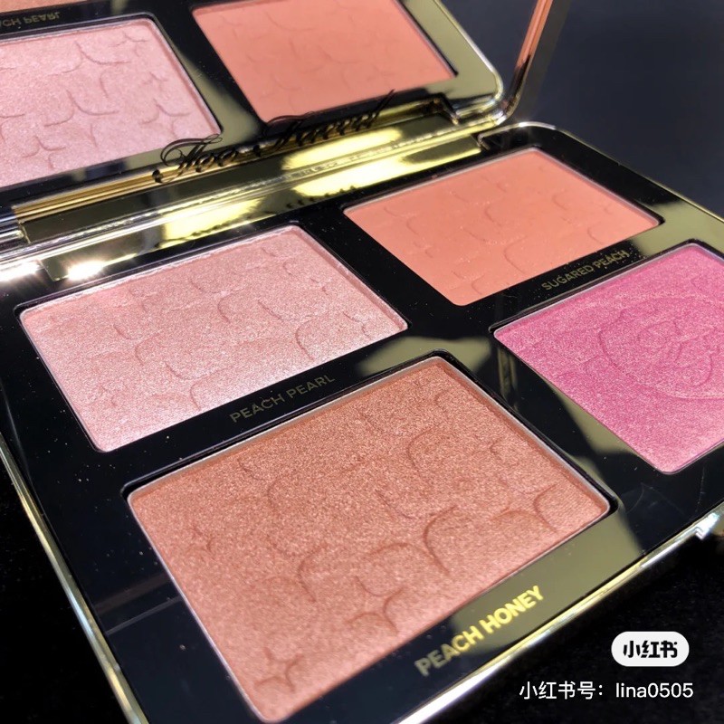 Bảng má hồng kèm highlight Too Faced Sugar Peach Wet and Dry