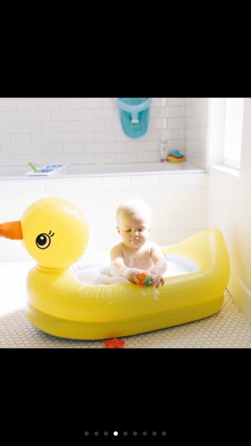 Bể tắm phao hình vịt cho bé 0 đến 24 tháng