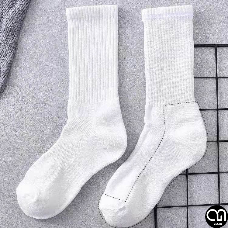 Tất Vớ Cổ Cao Trơn Trắng Đen Nam Nữ Thời Trang Unisex