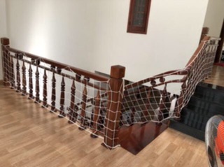 Lưới Chắn Cầu Thang Nhiều Kích Thước