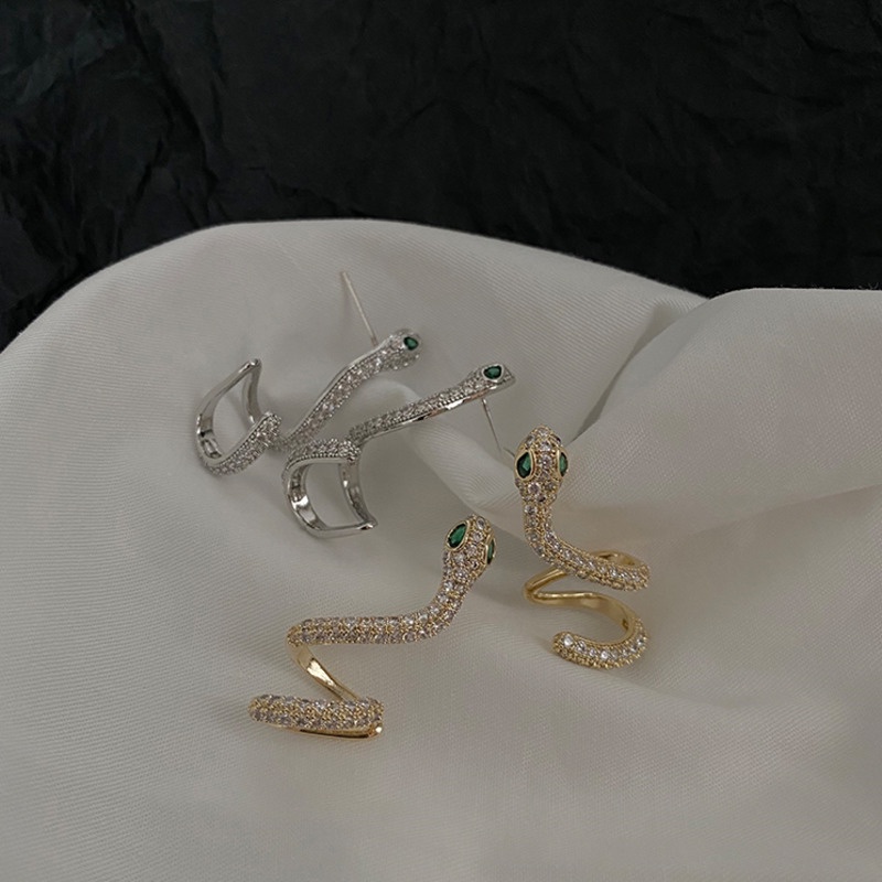 Đôi Khuyên Tai Hình Rắn Đính Đá Thời Trang Cho Nữ