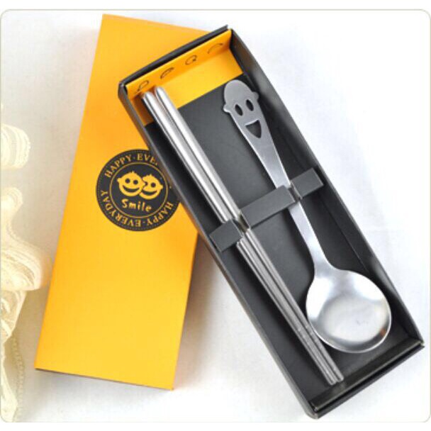 Bộ Thìa Đũa Inox Hình Mặt Cười Siêu Cute