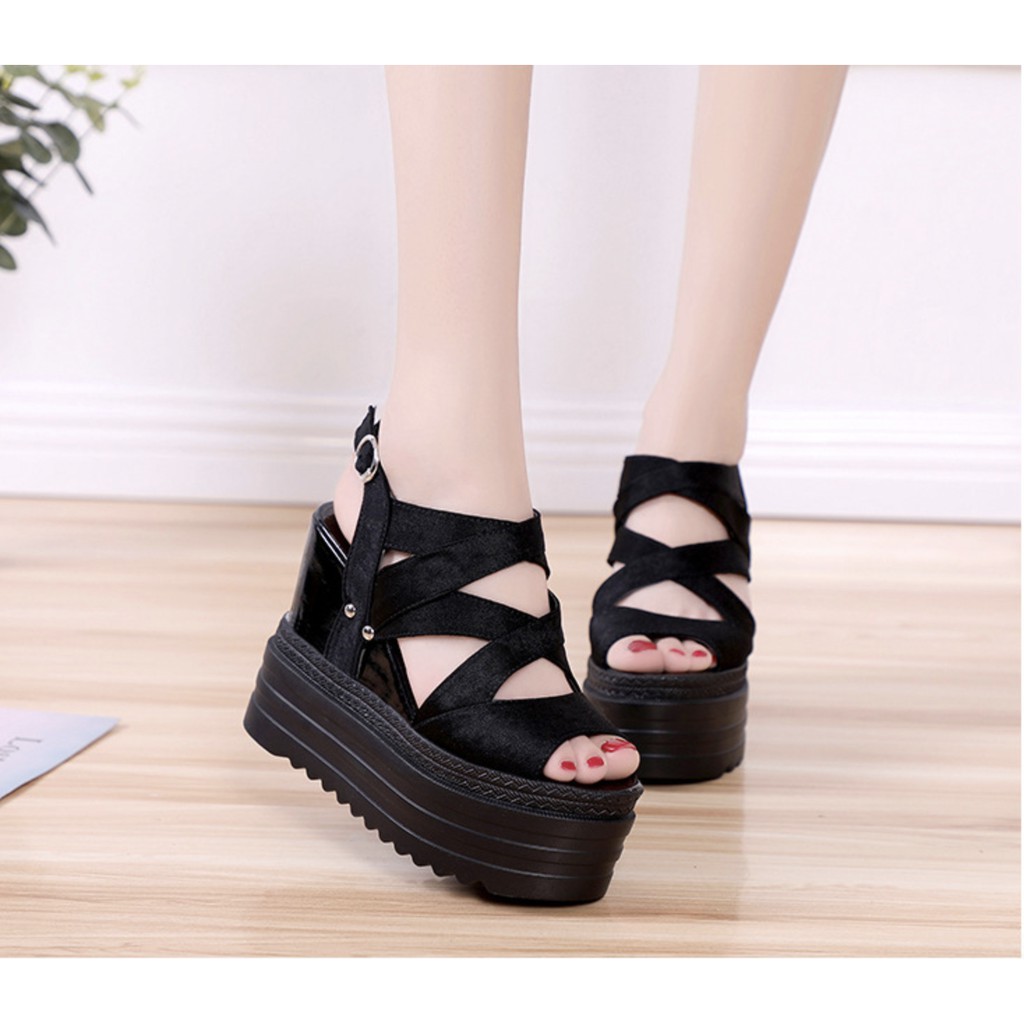 Giày sandal đế xuồng S114D