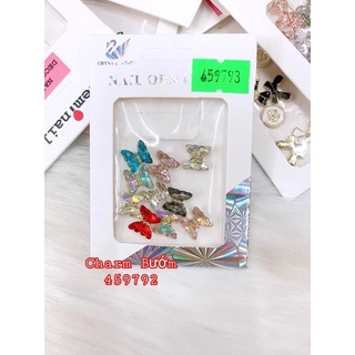 charm đá bướm trang trí móng đẹp