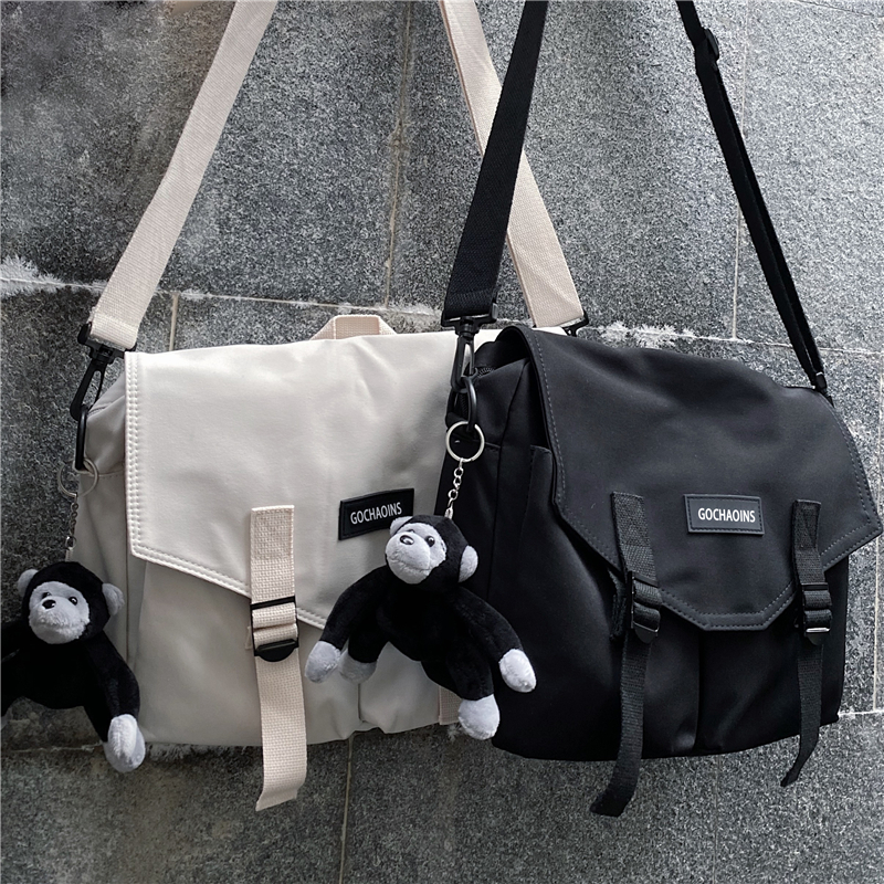 Túi đeo chéo màu trơn thời trang Hàn Quốc đa năng trẻ trung | BigBuy360 - bigbuy360.vn