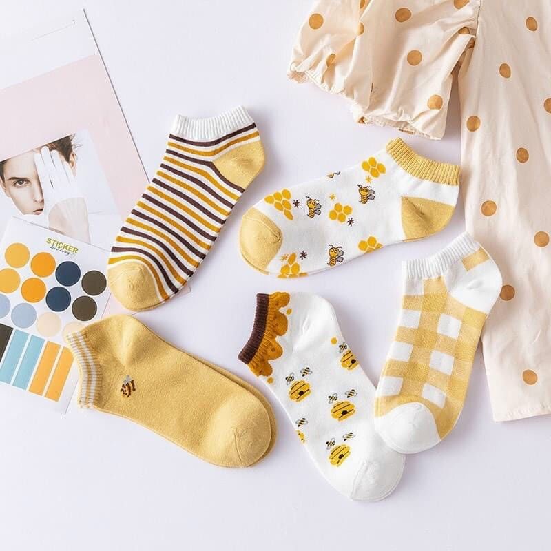 Set 5 đôi vớ, tất hoạ tiết ong vàng