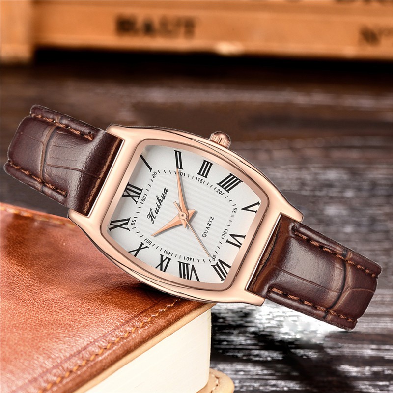 Đồng hồ thời trang nữ dây da mặt số la mã