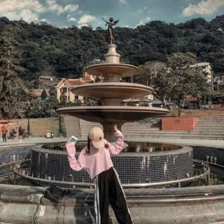 Quần ulzzang xẻ ống bấm cúc