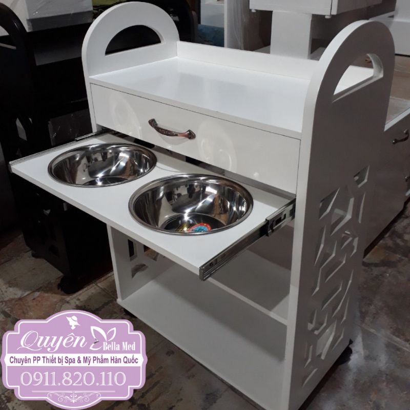KỆ GỖ SPA MÀU TRẮNG 3 TẦNG