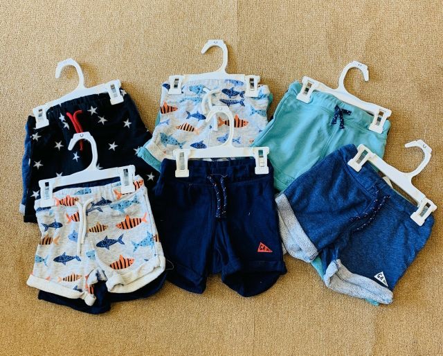 Quần da cá Hm mềm mịn cho bé