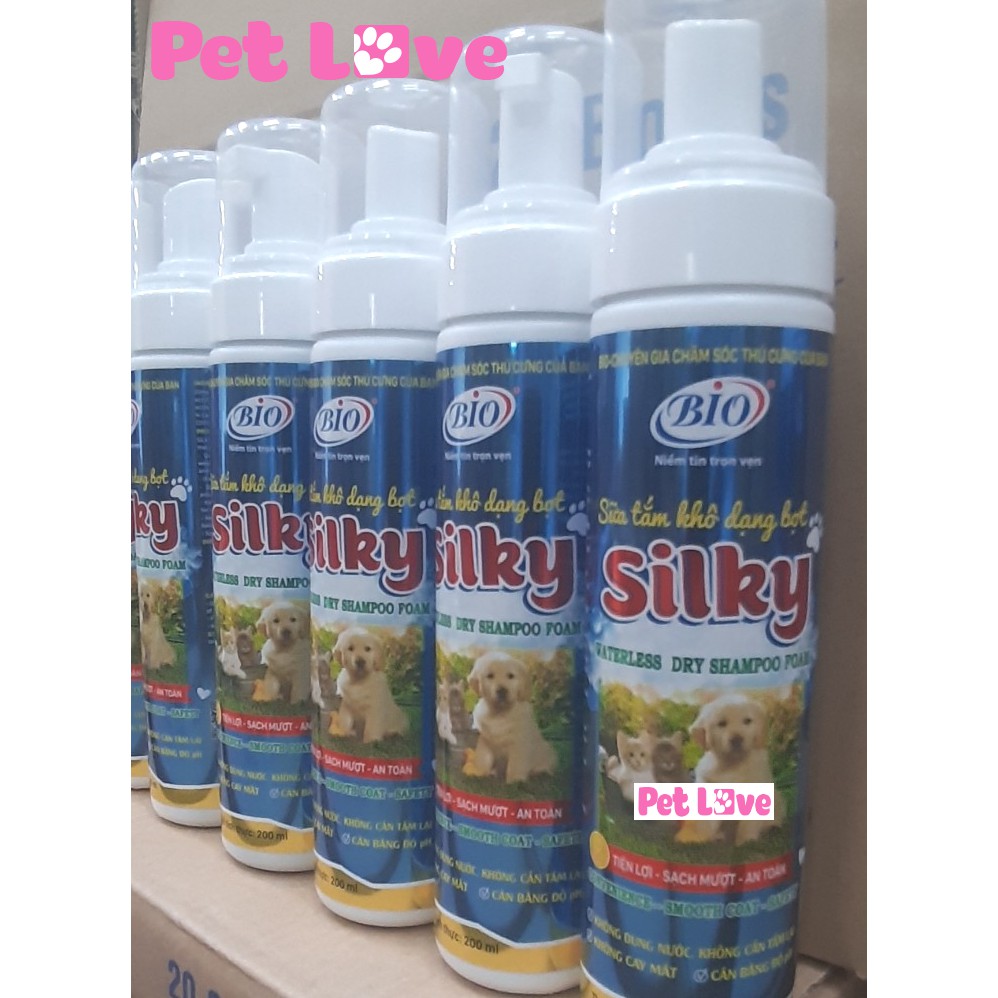Sữa tắm khô dạng bọt Bio Silky cho chó mèo